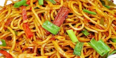 VEGETABLE SZECHUAN NOODLES